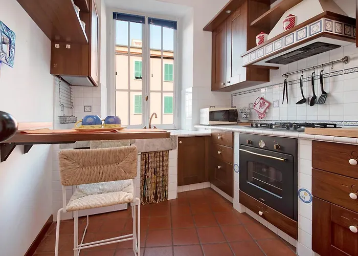 A Due Passi Dal Mare Apartmán *