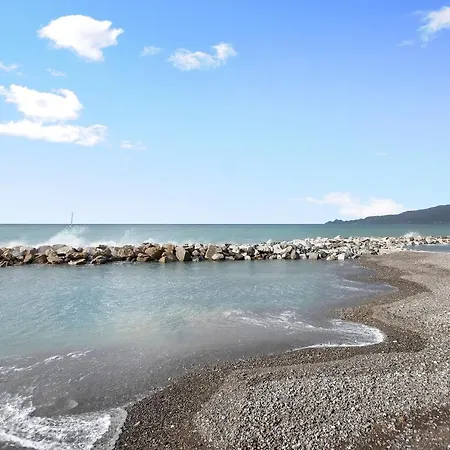 A Due Passi Dal Mare Apartamento Chiavari