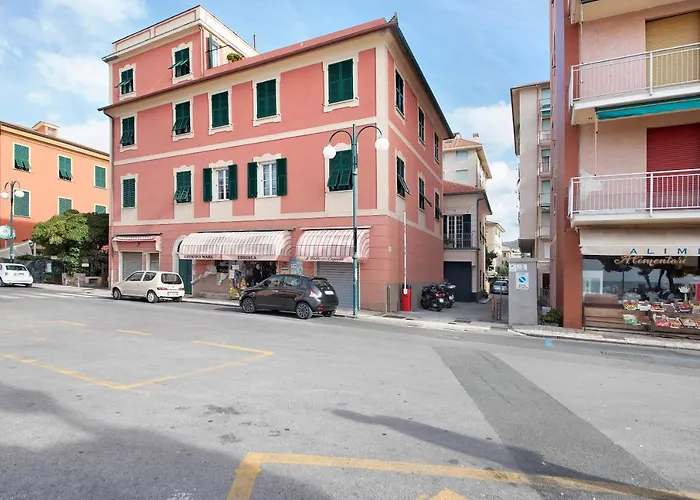 A Due Passi Dal Mare * 키아바리